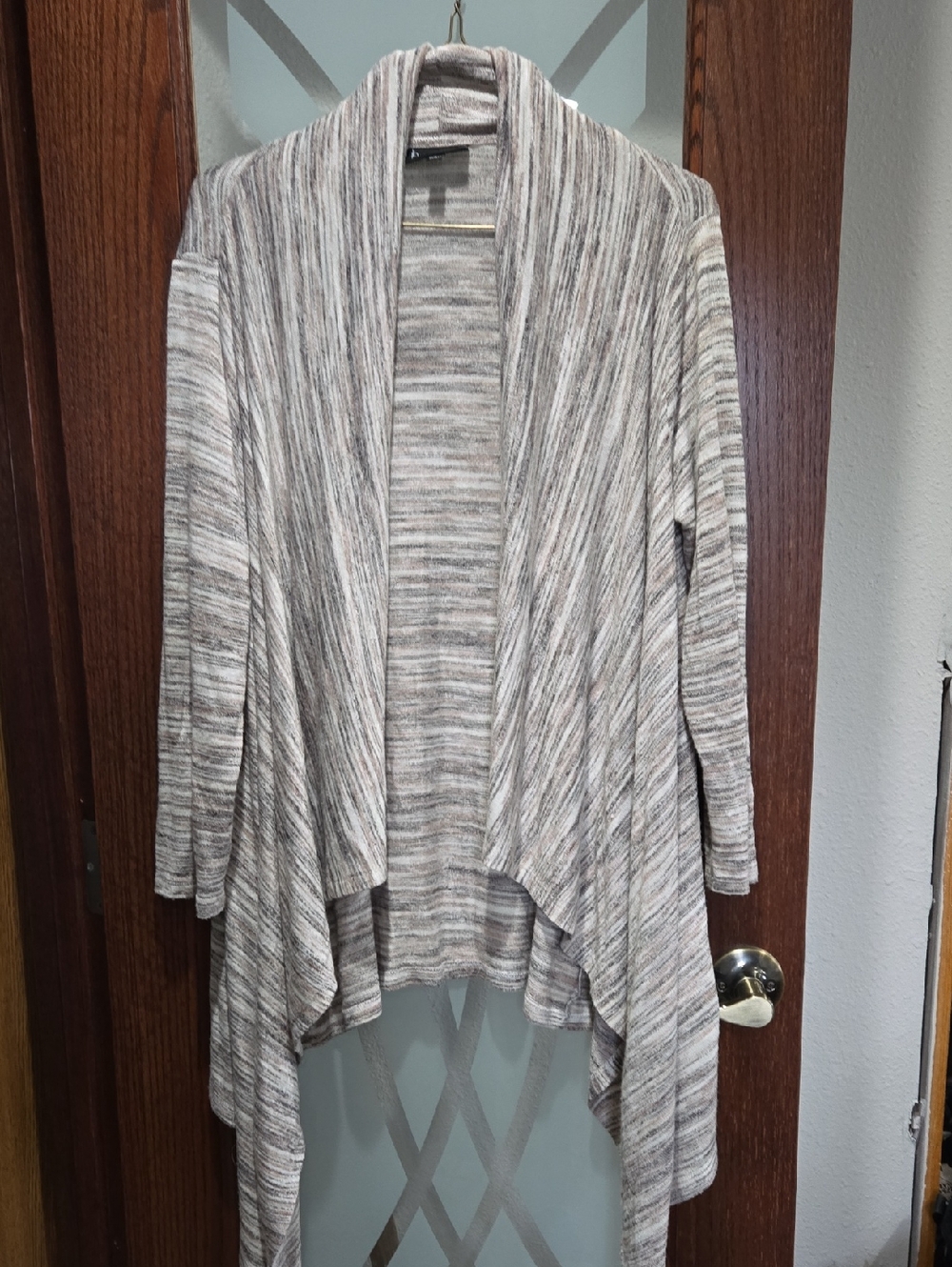 bobeau Marled Open Drape Cardigan in Cream and Gray Stripes